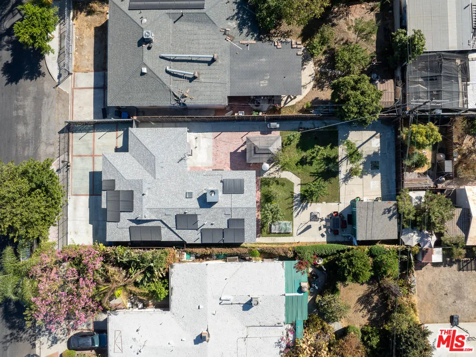 7427 Cleon Avenue, Sun Valley, California 91352 home-pic-38